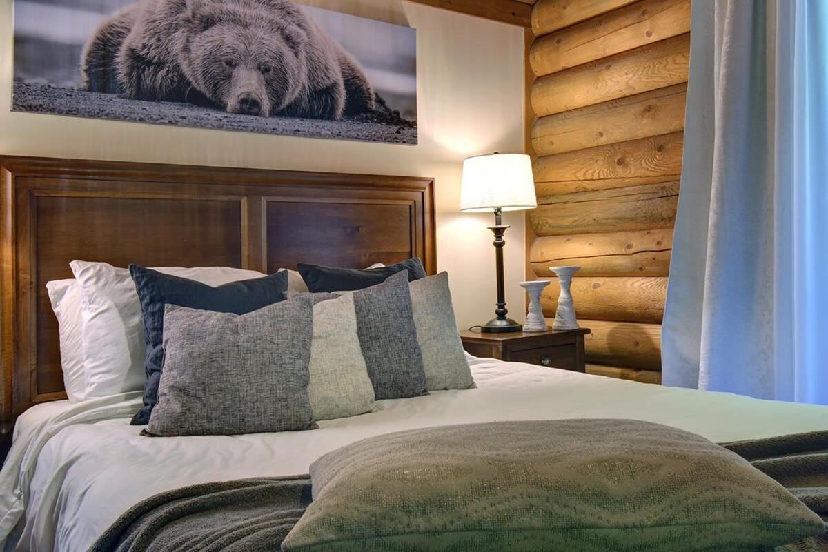 Chic Familiale, Relaxant Avec Spa En Montagnes Labelle Exterior foto